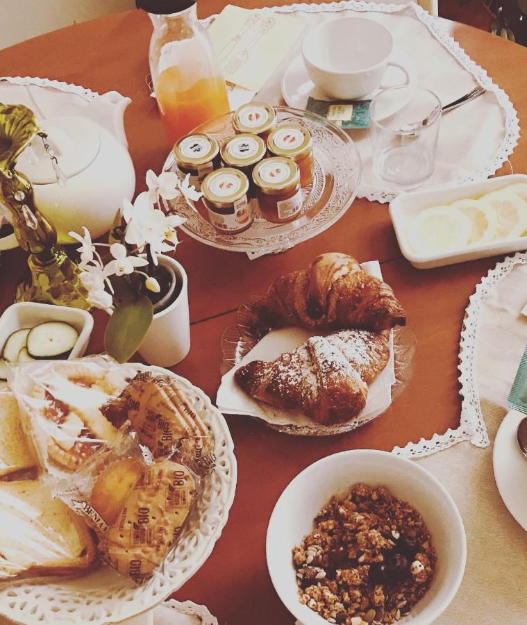 Arche Bed and Breakfast Σαλέρνο Εξωτερικό φωτογραφία